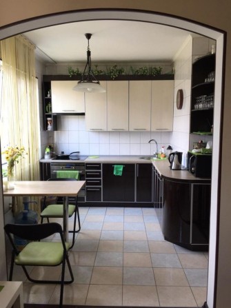 Затишна 3-кімнатна квартира 78 м² вул. Вікентія Беретті 10 - фото 1