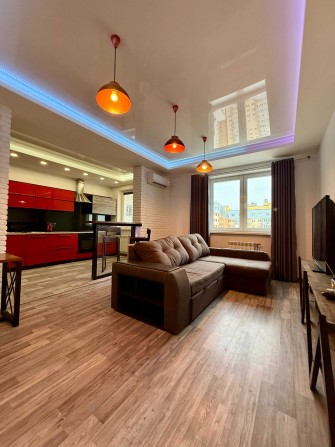 • БЕЗ% Продаж ЄВРОДВУШКА 60м2, ЖК Міністерський, вул. Кондратюка, 5 - фото 1