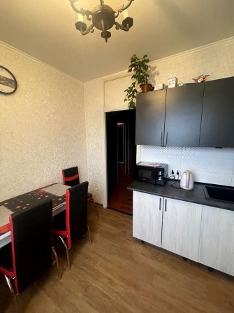 Простора 3-к квартира з якісним ремонтом вул. Онопе де Бальзака 83/2 - фото 1