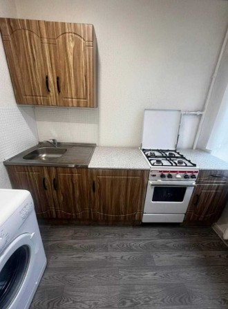 Продаж однокімнатної квартири біля метро, Бажана 5Б - фото 1