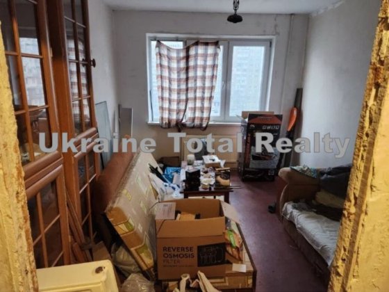 Оболонь! 2 кімнатна квартира під ремонт! Вулиця Йорданська 4А Київ