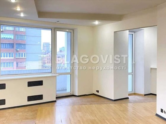 Продаж 3-к квартири 100 м. під ремонт. Старонаводницька 8, М.Печерська Київ