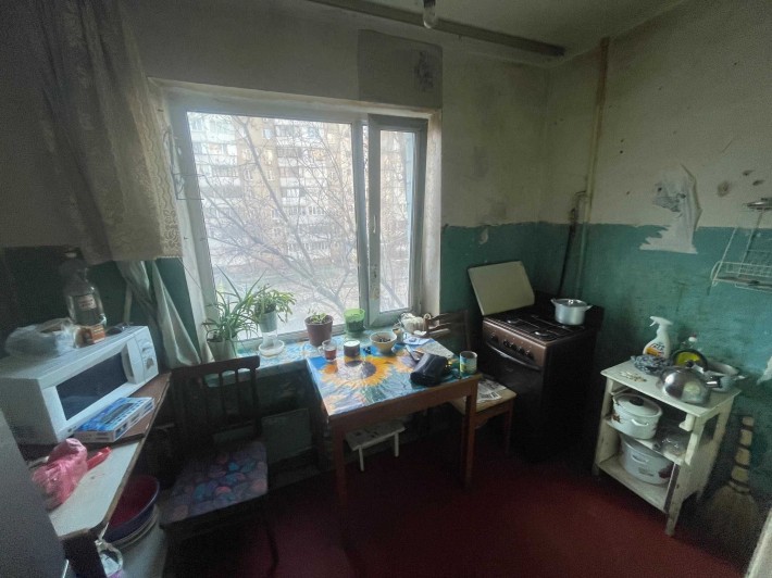 Продам Північна 52 під ремонт - фото 1