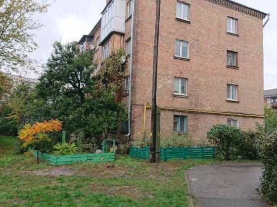 2-х кімнатна  вул. Василя Вишиваного 2 Киев