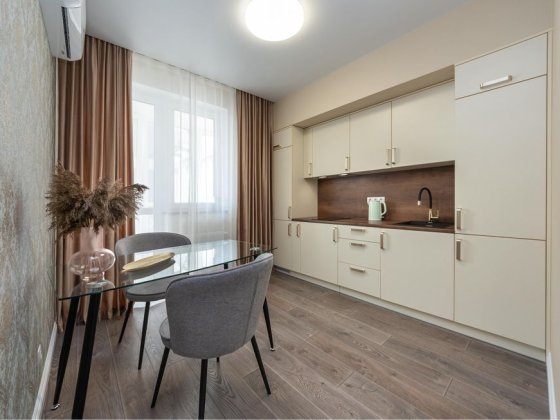 Світла та затишна 1-к квартира з видом на озеро ЖК Лебединий! Київ