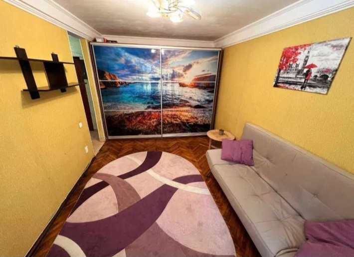 Продам 1-кімн. квартиру, Деснянський р-н., Мілютенка вул. 24 - фото 1