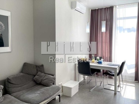 Продаж 2к квартири, 	ЖК Французький квартал, вул. Барбюса Анрі Київ