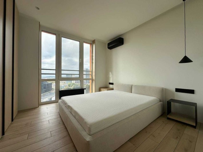 Квартира з новим ремонтом 69м2 в ЖК Seven Севен Осокорки Славутич - фото 1