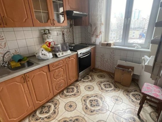 Без Комиссии продаем 3х комнатную квартиру на Закревского дом  89 Киев