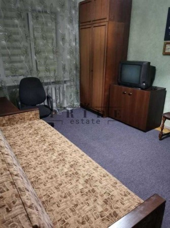 *Деснянський район; 2-к. кв. вул. Мілютенка 28-А, м-рн. Лісовий масив - фото 1