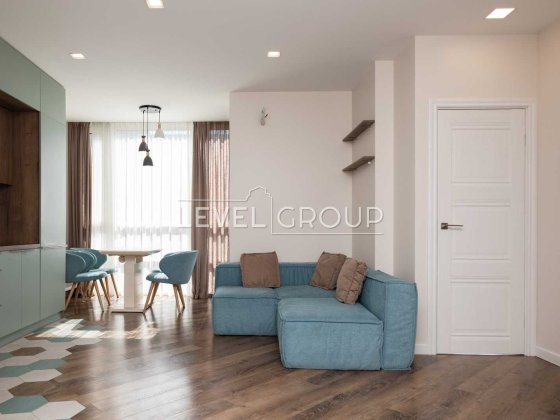 Продаж 3к квартири з авторським ремонтом у ЖК Метрополія Дарниця Киев