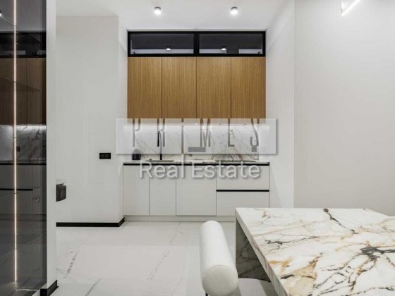 Продажа новой  4-к квартиры 106 м2  ЖК Ярославов Град Центр Киева Киев