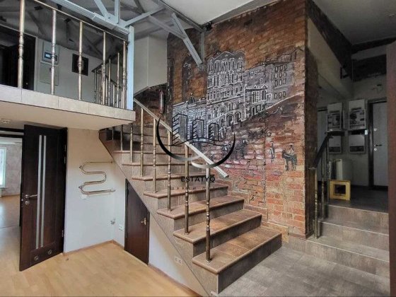 Оренда 5-ти кімнатної квартири в центрі міста. Харьков