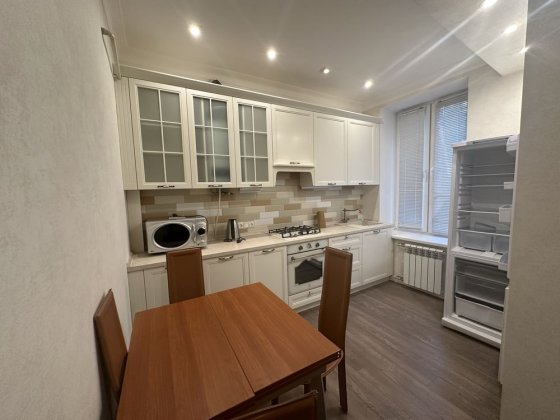 Оренда 3 кім кв Сумська 71, Сумський ринок, М Університет центр Харків