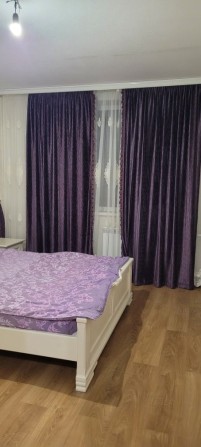 Сдам 3х комнатную квартиру студию ул.Валентиновская 38а м.Студенческая - фото 1