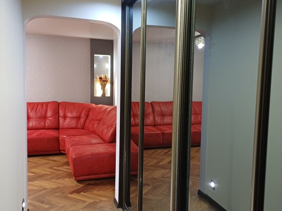 Сдам 2 кв, пр Григоренко д 37, м Дворец Спорта, с мебелью и техникой Харків