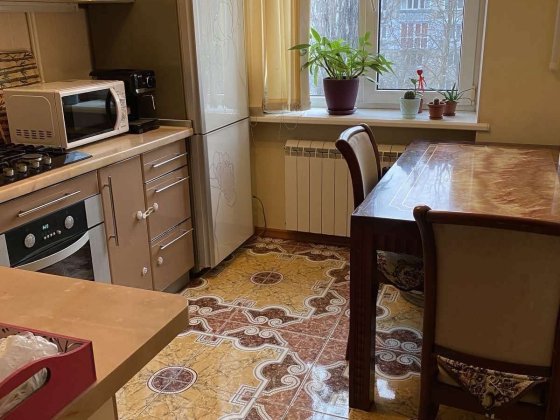 Сдам 2х к. М. Жукова 14 Одесса