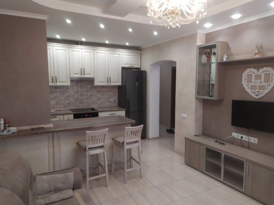 2 ком Средняя  ЖК Люксембург . Можно с детьми,без животных Одесса