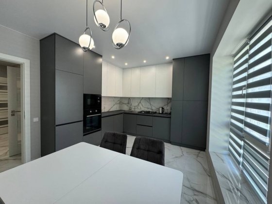 Оренда 1к.квартири біля міського озера Крихівці