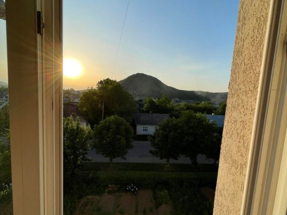 Здається 2к квартира в центрі Надворная