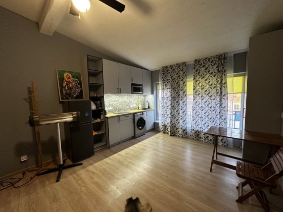 Оренда квартири-гаража Гатное