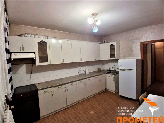 ПРОДАМ 2 кімн. квартира вул. Драгоманова.14 Київ