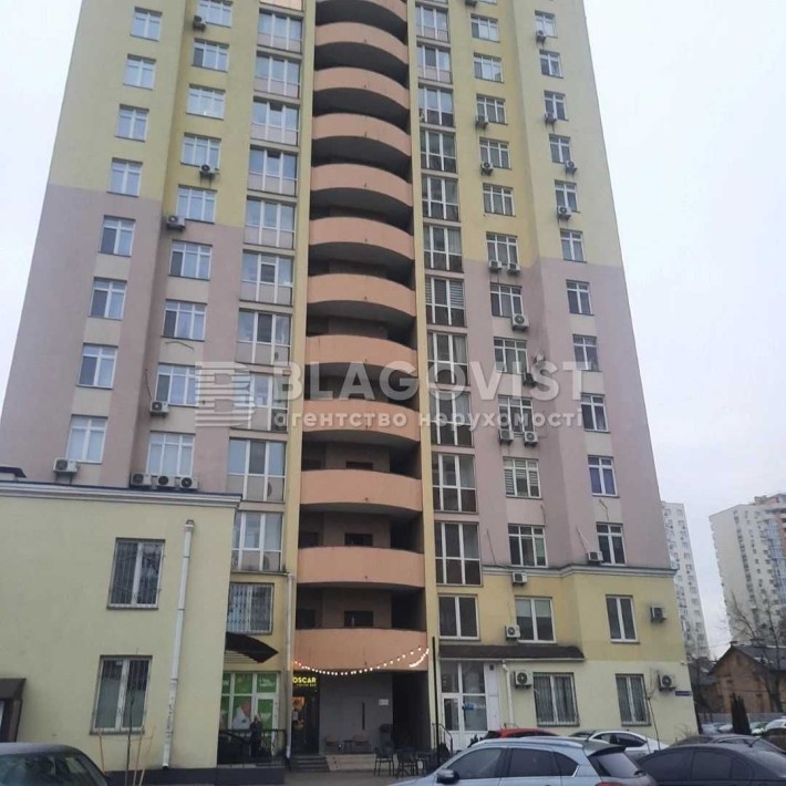 Продаж 3-тної  квартири по вул. Хоткевича Гната! метро Чернігівська - фото 1