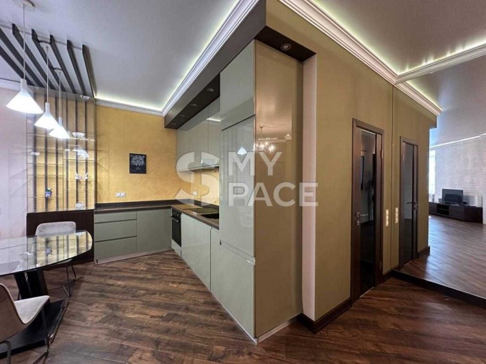 3к. 108м2 Коновальця Щорса Панорама Печерськ Лесі Українки Маккейна - фото 1