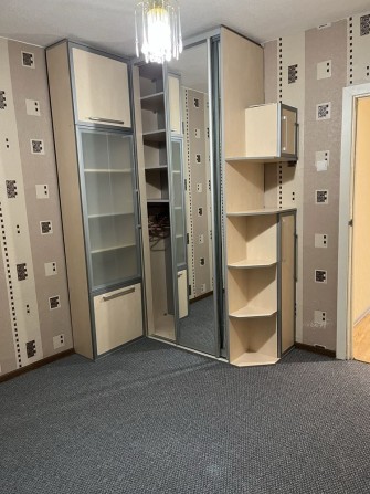 Продам 4 х комнатную квартиру М. Академгородок. Академика Ефремова 21 - фото 1