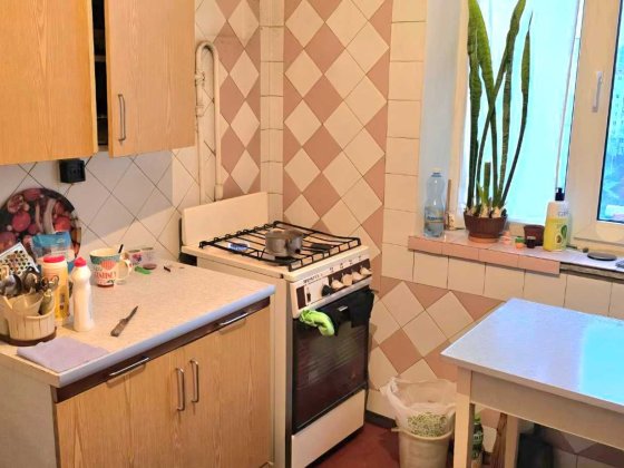 продаж двокімнатна Київ Деснянський Бальзака 52  з документами є відео Київ