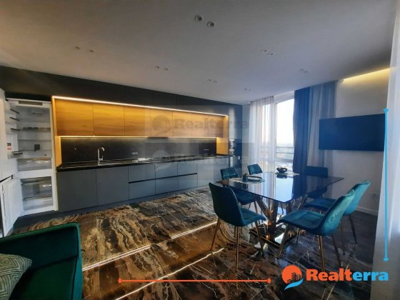 Днепровская набережная  18А 3-К Київ