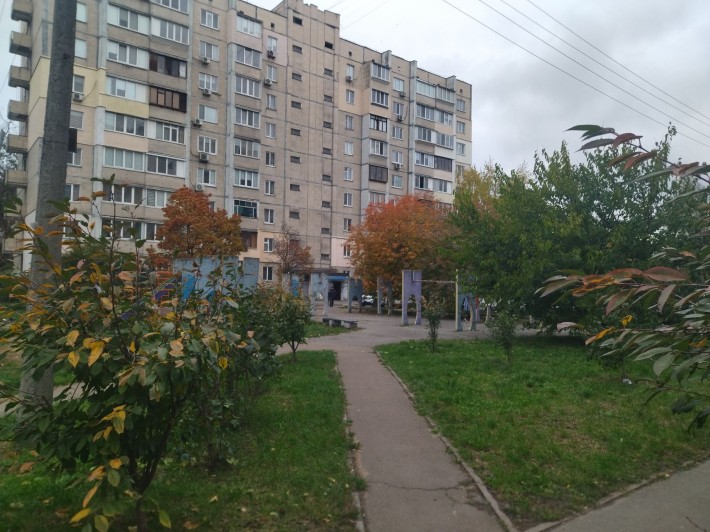 Продаж квартири поруч зі ст.м Теремки Газ, 4 поверх ТРЦ Республіка - фото 1