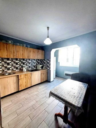 Продаж просторої 4к квартири, А. Ахматової, 13-Б, ст м Позняки - фото 1