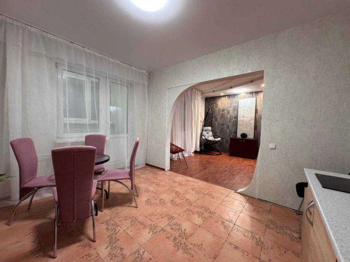 Продаж 2к квартири з двома лоджіями - фото 1