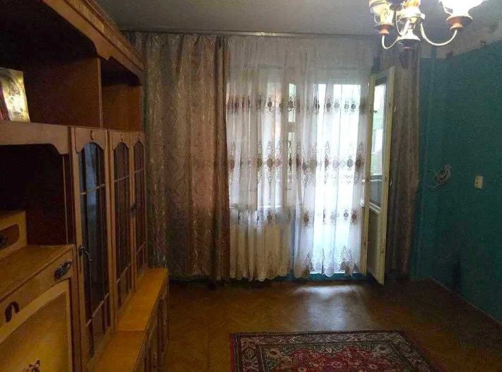 Продаж просторої 2к квартири, вул. Радунська, 5 - фото 1