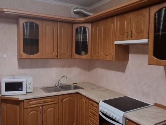 Продам 2х кімнатну квартиру   проспект Червоної калини 91в Київ