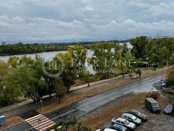 Вид на воду Продам 2к ремонт Оболонь вул Прирічна 27 Набережна Дніпра Київ