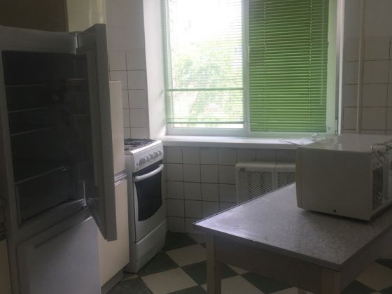 Продаж 3кім.кв.Качуровського 1;Дарницький рн; пов.4; кімнати окремі Киев