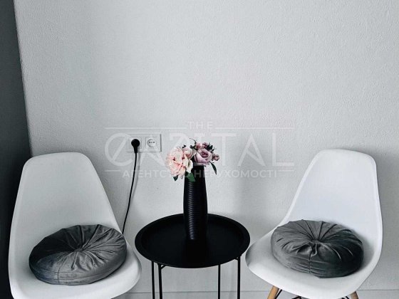 ТЕРМІНОВО Продаж Квартири 3 кімнати світлий ремонт Оболонь Київ Киев