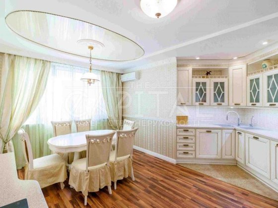 Продаж квартири, вул. Гмирі Бориса, Дарницький район Киев