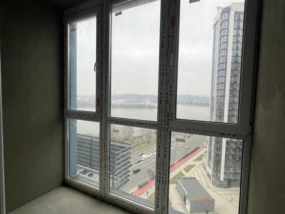 Продам видову  2к квартиру ЖК Берег Дніпра Київ