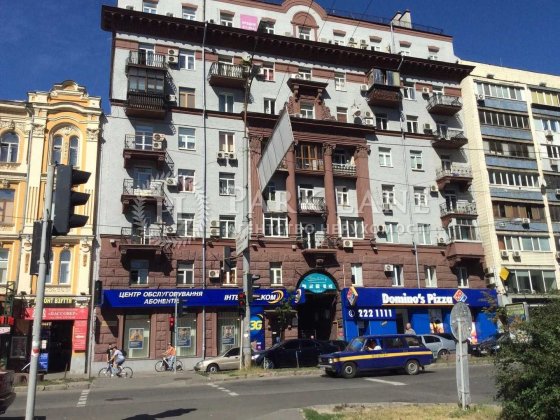 Продаж 3-кімн.Ремонт. Сталінка з ліфтом навпроти ТРЦ Гулівер Киев