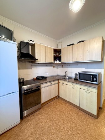 Гаряча ціна! Простора 3-кімнатна квартира вул. Анни Ахматової 43 - фото 1