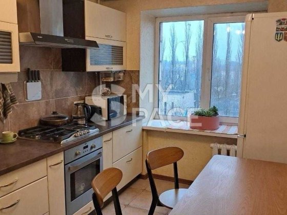 Продам 1 к.кв, Здановської, Голосіїво, метро Васильківська Київ