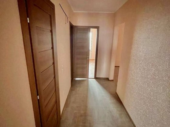 Єоселя Навігатор З РЕМОНТОМ євро2к 54м+18кухня-вітальня Коноплянсьа Киев