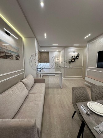 Продам квартиру ЖК Бульвар Фонтанов Київ, Саперне Поле вул. - фото 1