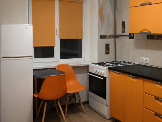 Продаж 1-кімнатної квартири з ремонтом та меблями. вул. Поліська, 16. Київ