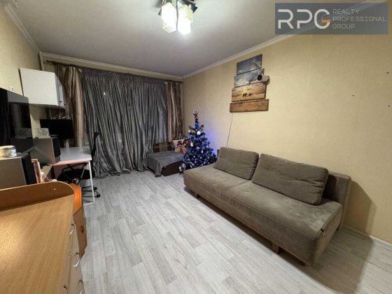 Продаж 1к квартири Голосіївський р-н м Деміївська пр-т Науки Київ