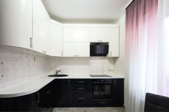 Ексклюзивна 3х кімнатна квартира - фото 1