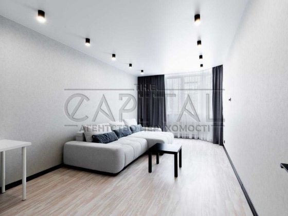 Терміново, ЖК "Ліко-Град 3" за адресою Степана Рудницького, 5а. Киев